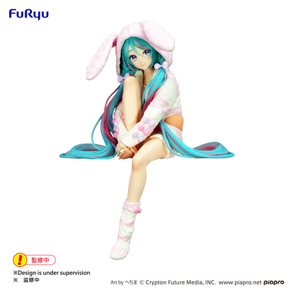Hatsune Miku　Noodle Stopper Figure -Rabbit Ear Hood Pajama-